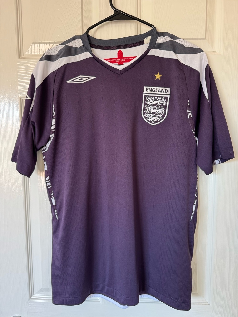 Umbro England 2007-2009 Goalkeeper Jersey Medium